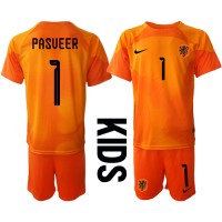 Nederland Remko Pasveer #1 Keeper Fotballklær Bortedraktsett Barn VM 2022 Kortermet (+ korte bukser)